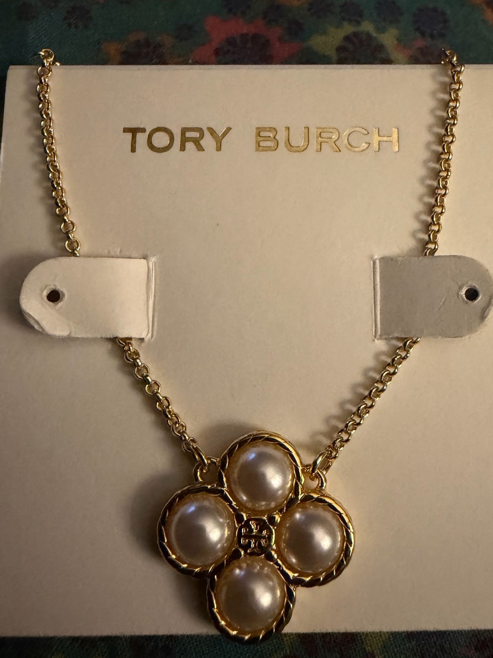 Tory Burch Gold-tone Necklace with Pearl Cluster Pendant - Picture 3 of 4